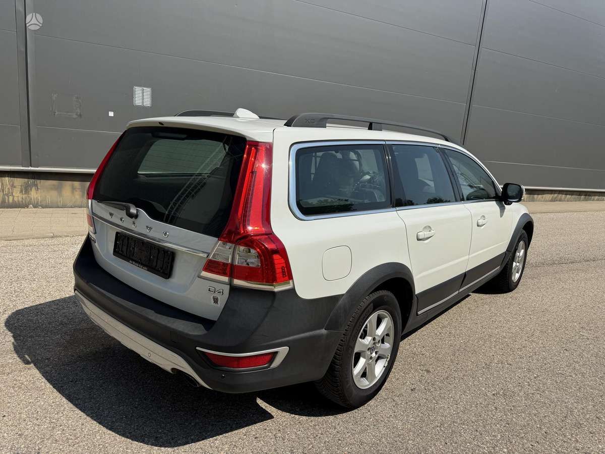 Volvo XC70, 2.0 l., Универсал