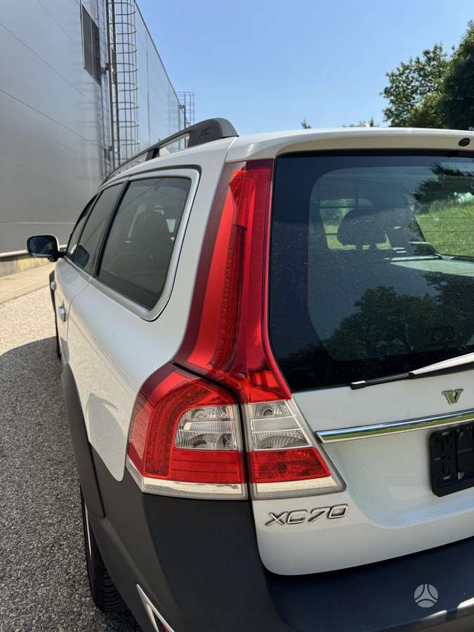 Volvo XC70, 2.0 l., Универсал