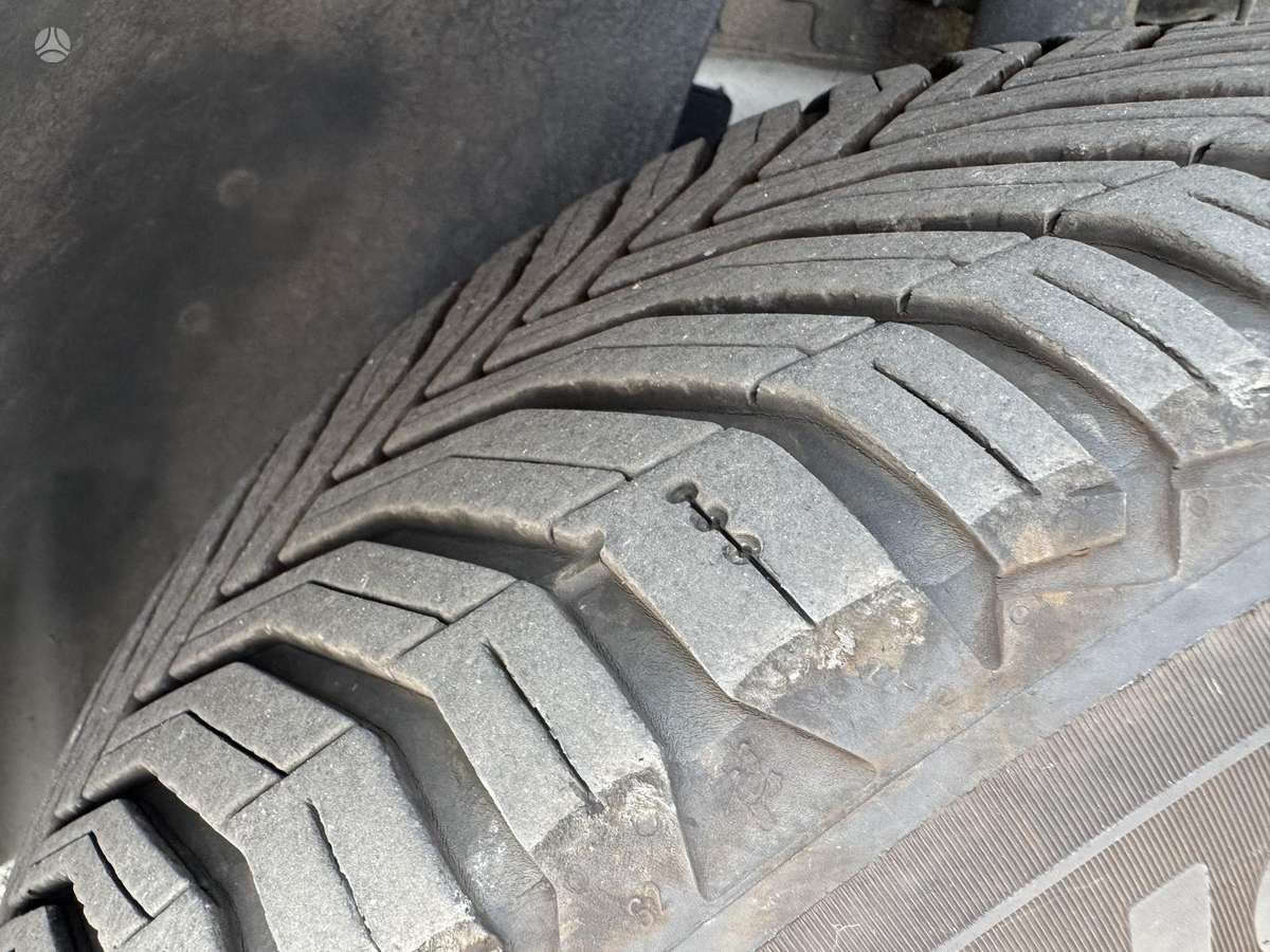 Volvo XC70, 2.0 l., Универсал