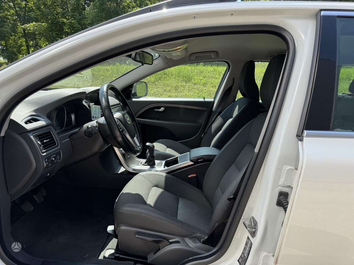 Volvo XC70, 2.0 l., Универсал