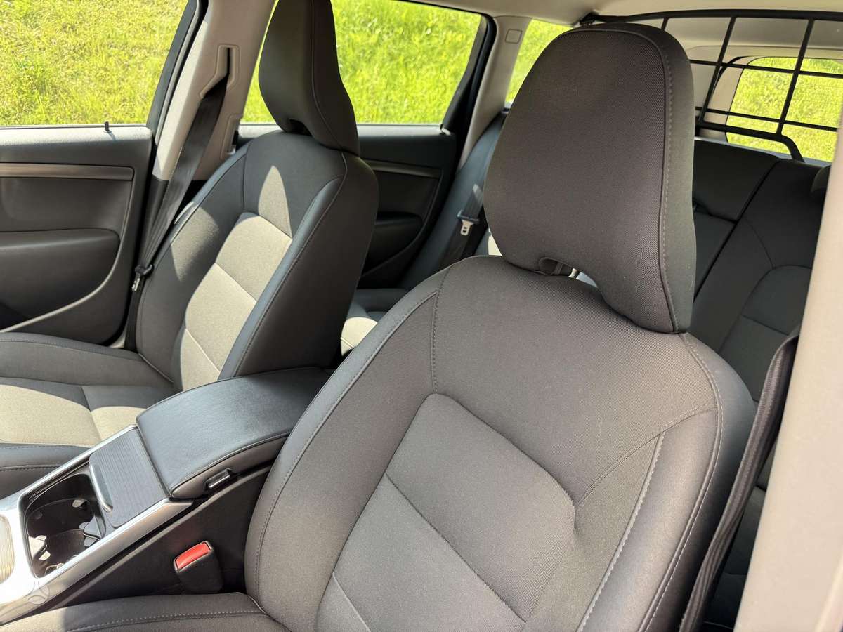 Volvo XC70, 2.0 l., Универсал