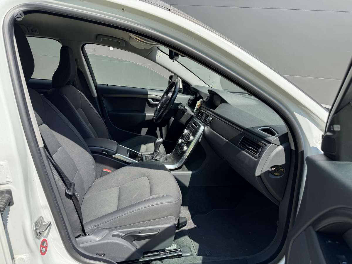 Volvo XC70, 2.0 l., Универсал