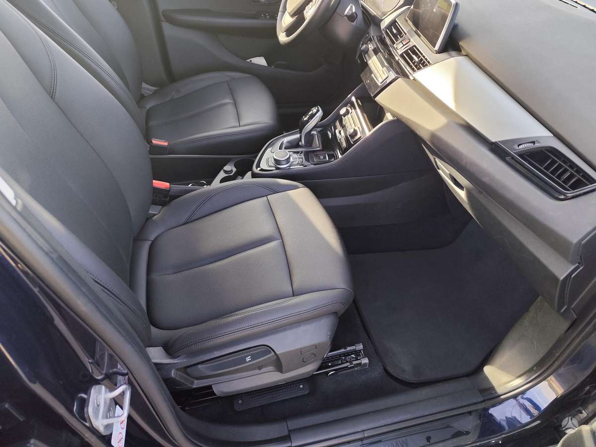 BMW 216 Active Tourer, 1.5 l., Минивэн