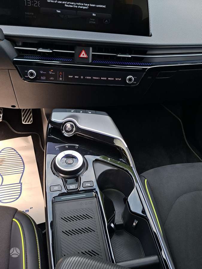 Kia EV6, 430 kWh, hatchback