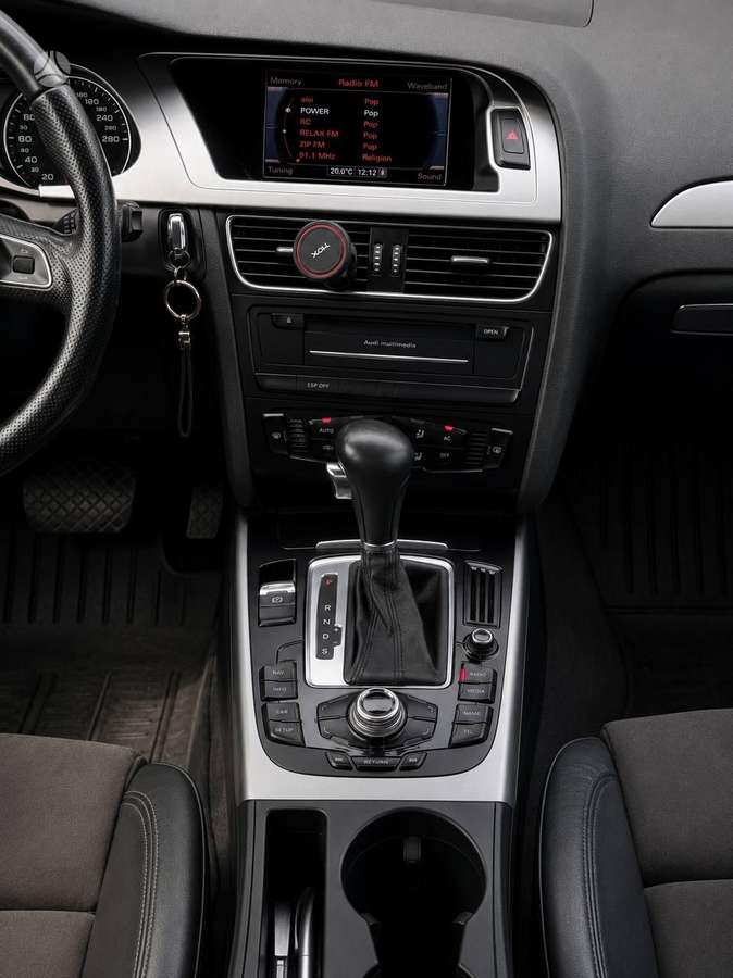 Audi A4, 2.0 l., universalas