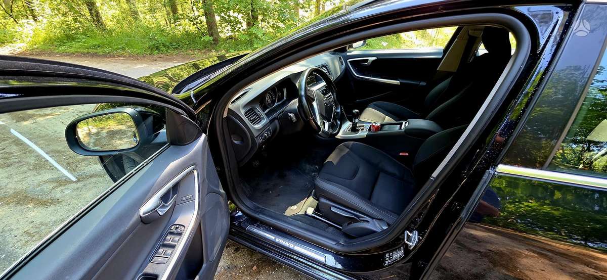 Volvo V60, 2.0 l., Универсал