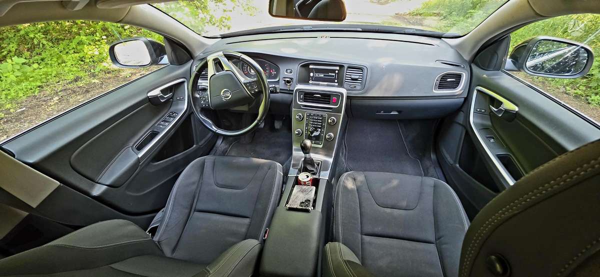 Volvo V60, 2.0 l., Универсал