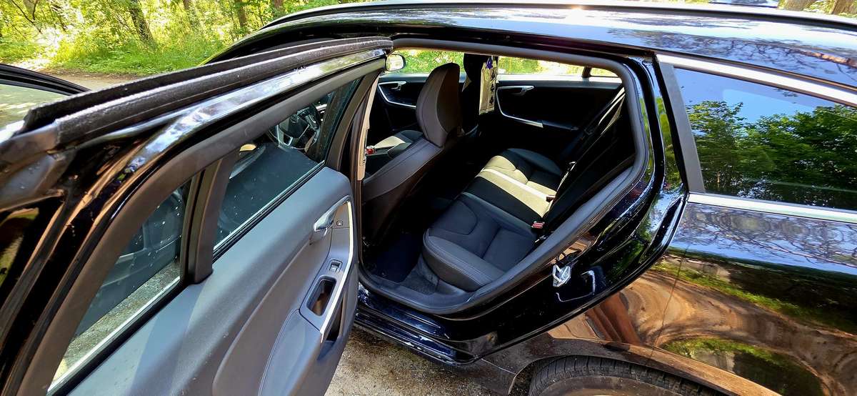 Volvo V60, 2.0 l., Универсал