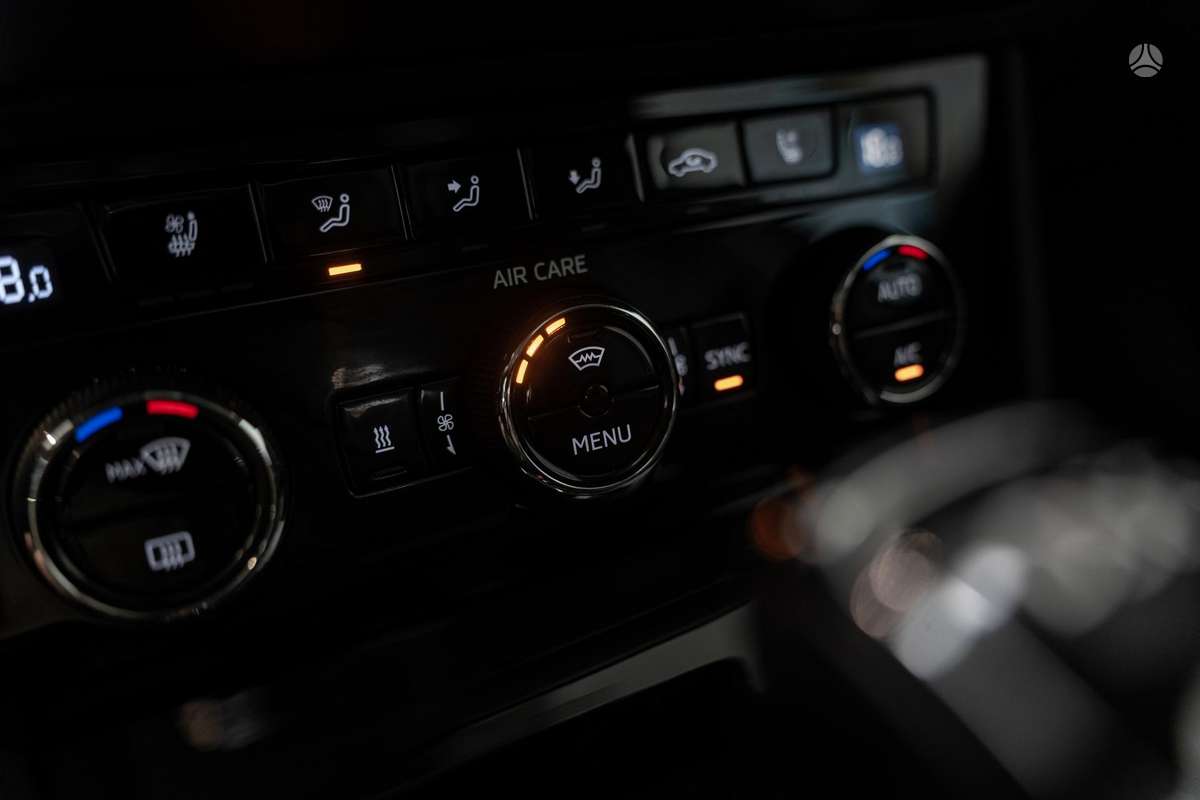 Skoda Superb, 2.0 l., Универсал