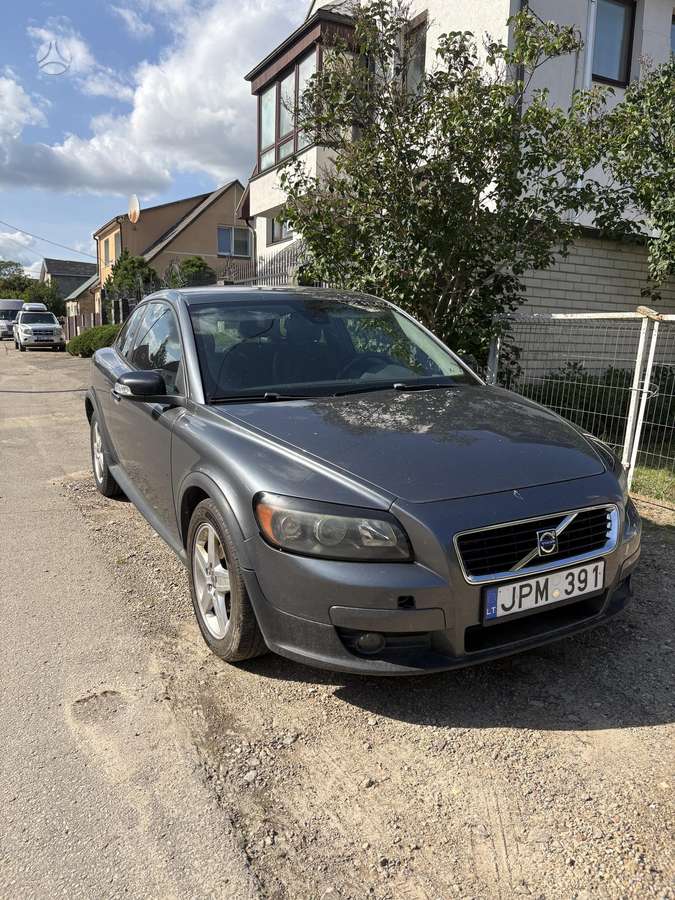 Volvo C30, 1.6 l., hatchback