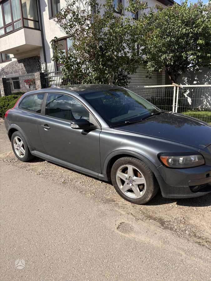 Volvo C30, 1.6 l., hatchback
