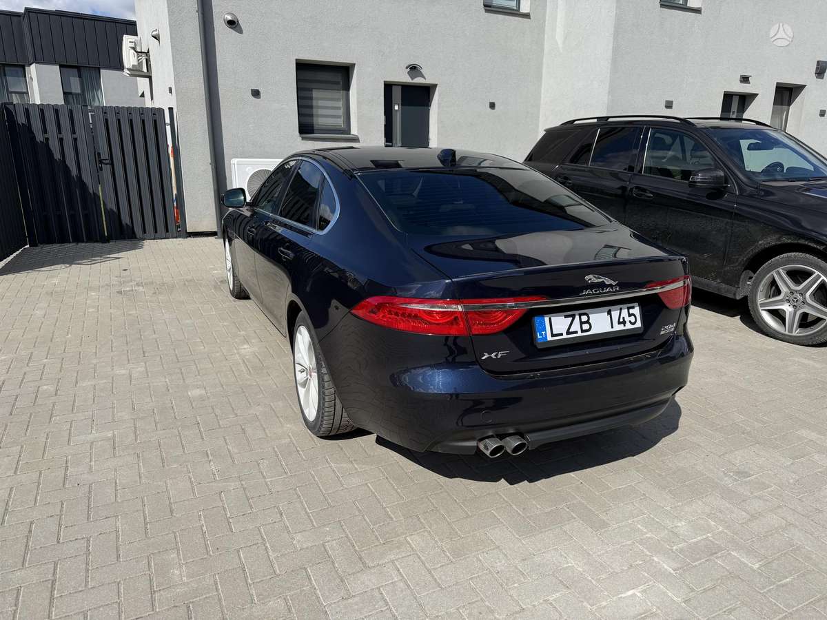 Jaguar XF, 2.0 l., Седан