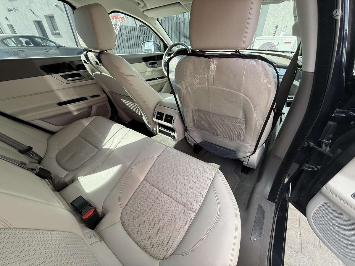 Jaguar XF, 2.0 l., Седан