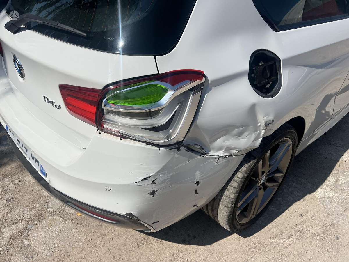 BMW 114, 1.5 l., hatchback