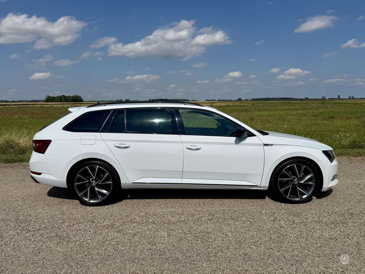 Skoda Superb, 2.0 l., wagon