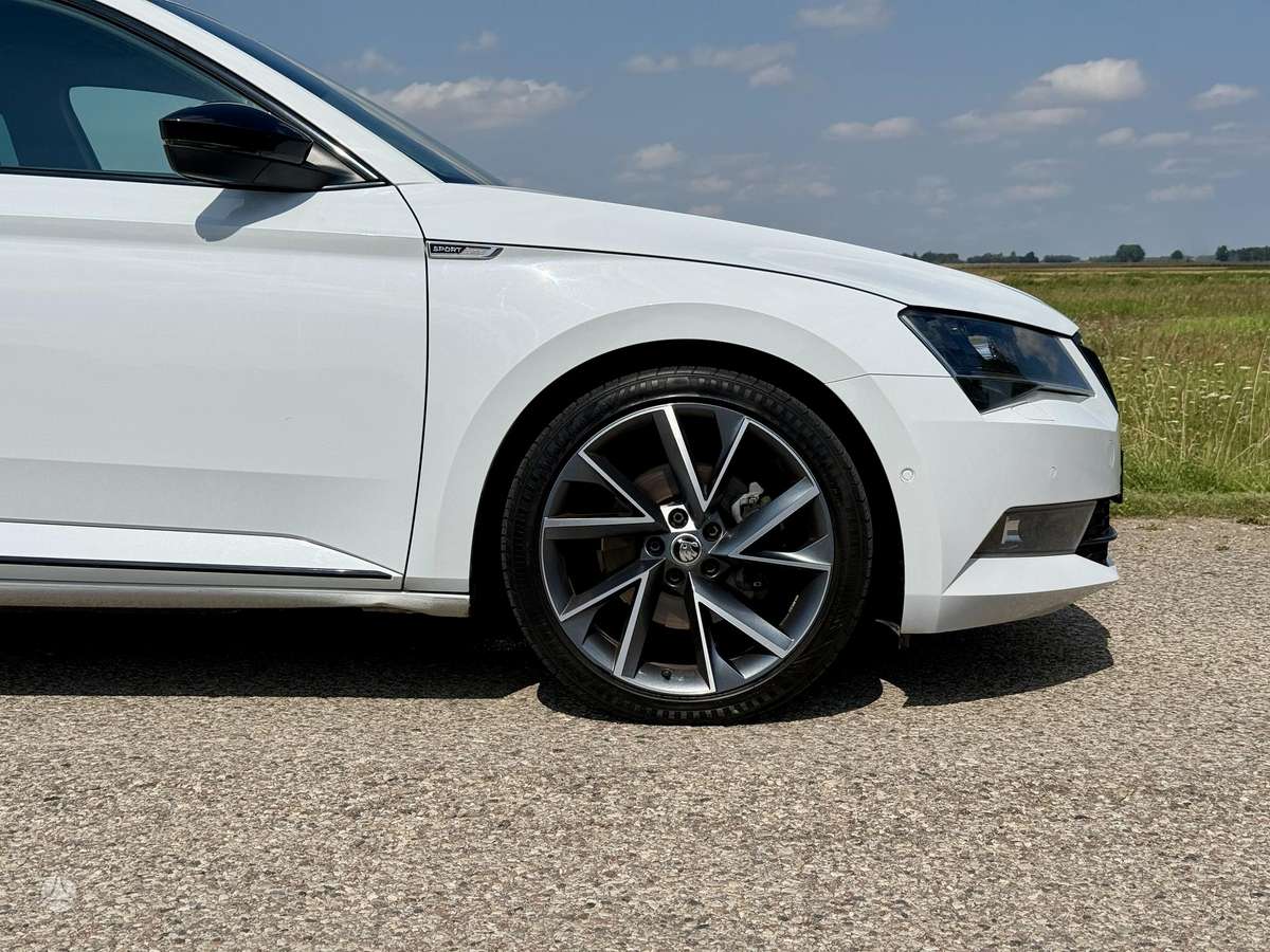 Skoda Superb, 2.0 l., wagon