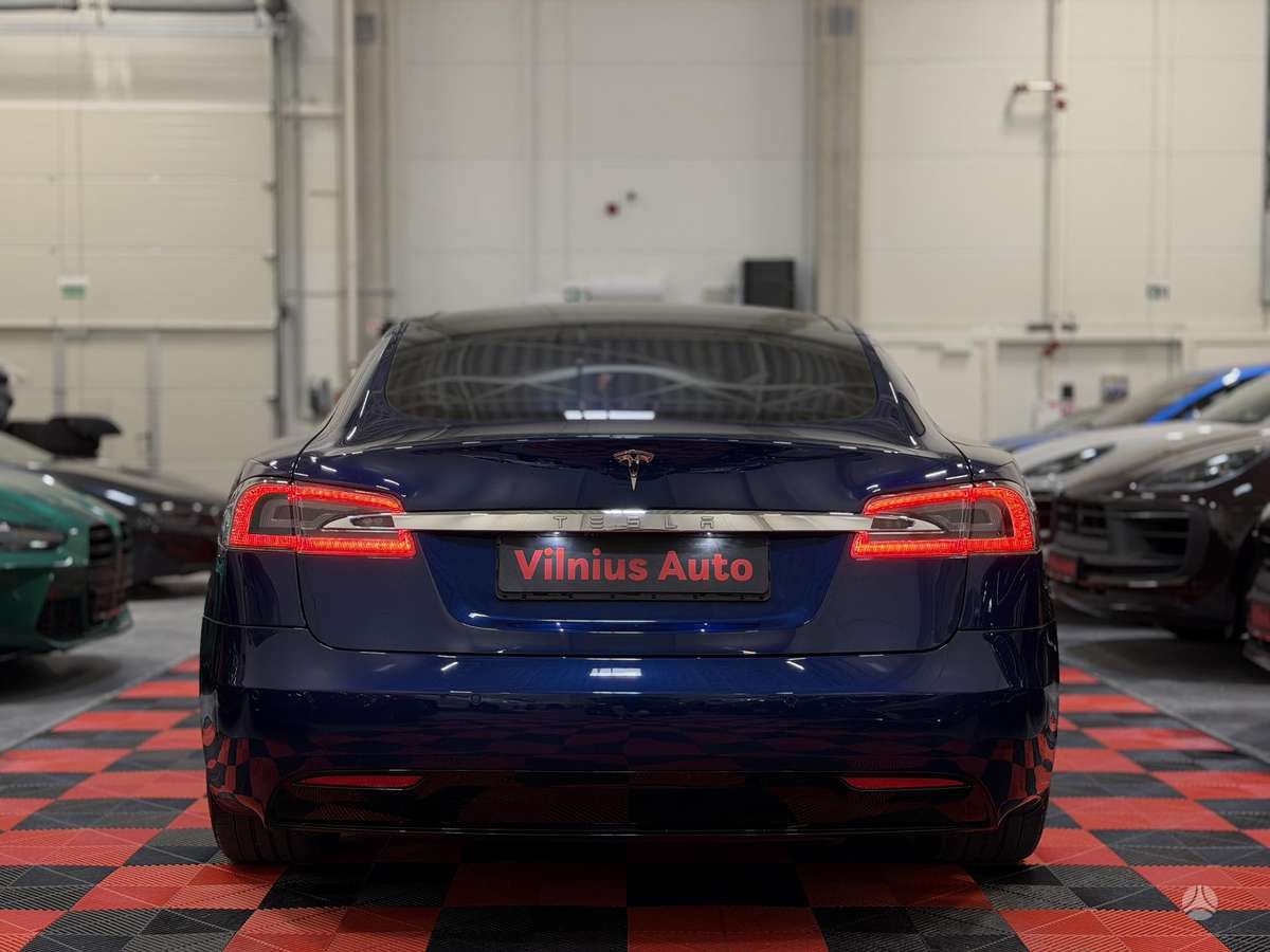 Tesla Model S, 75 kWh, hečbekas
