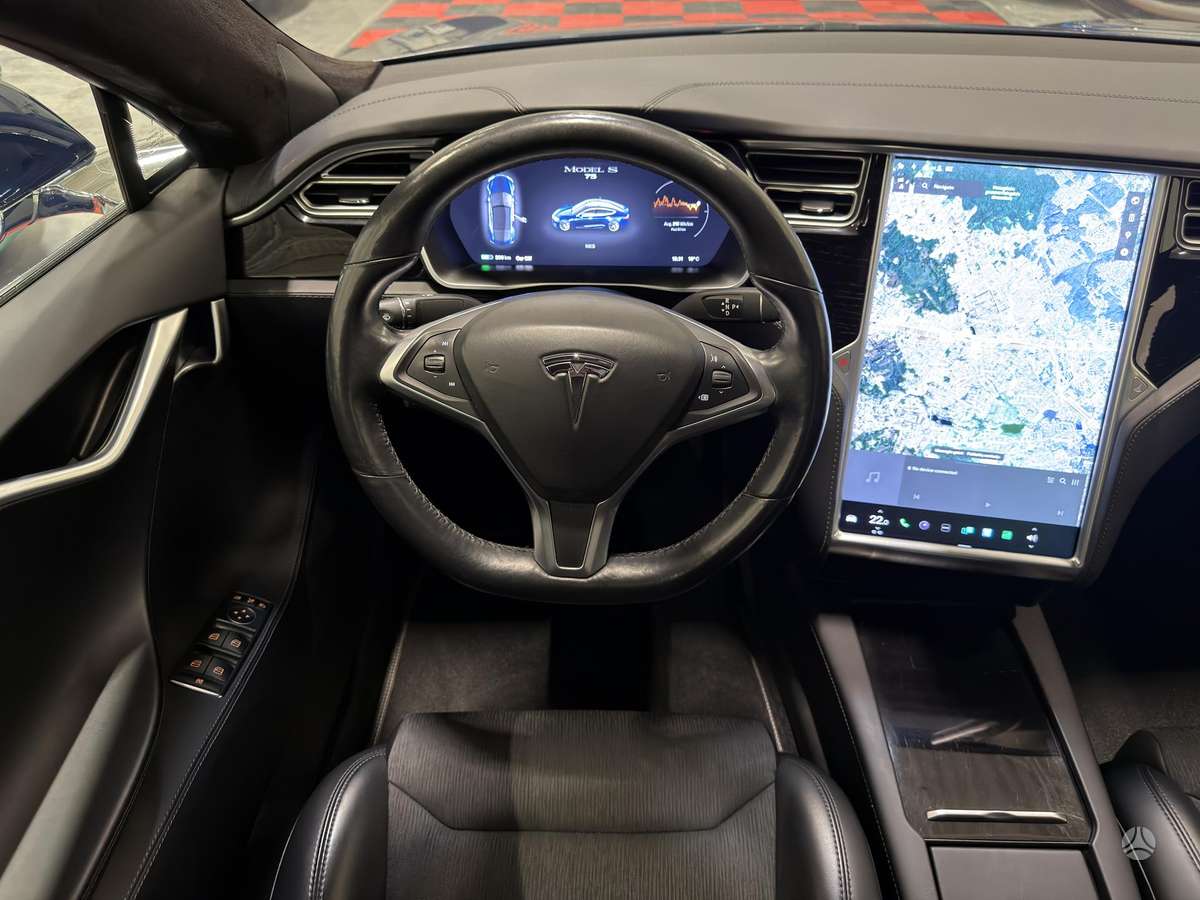 Tesla Model S, 75 kWh, hatchback