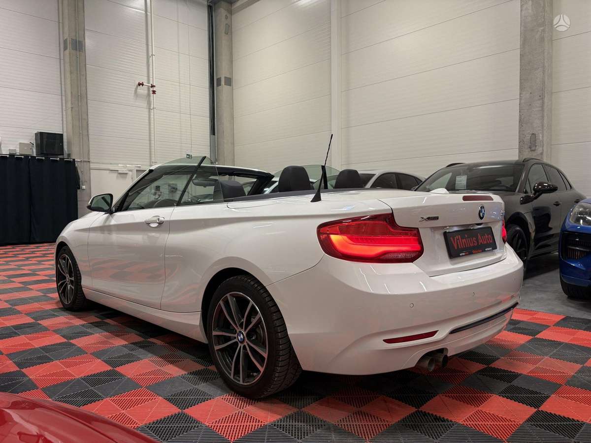 BMW 230, 2.0 l., Кабриолет