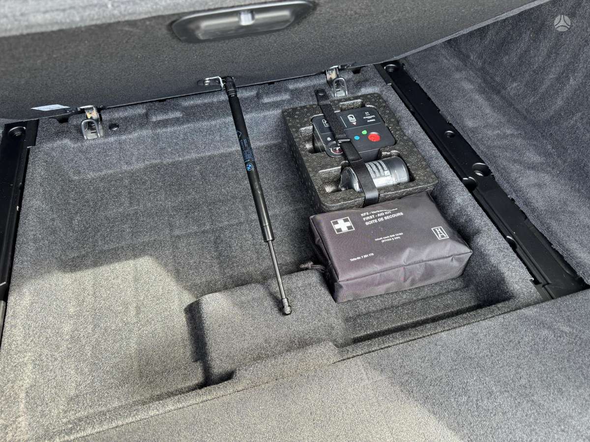BMW 520, 2.0 l., wagon