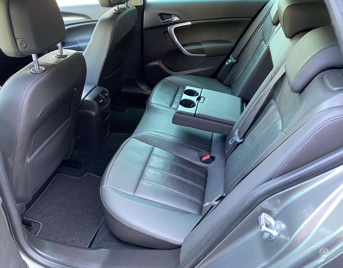 Opel Insignia, 2.0 l., wagon