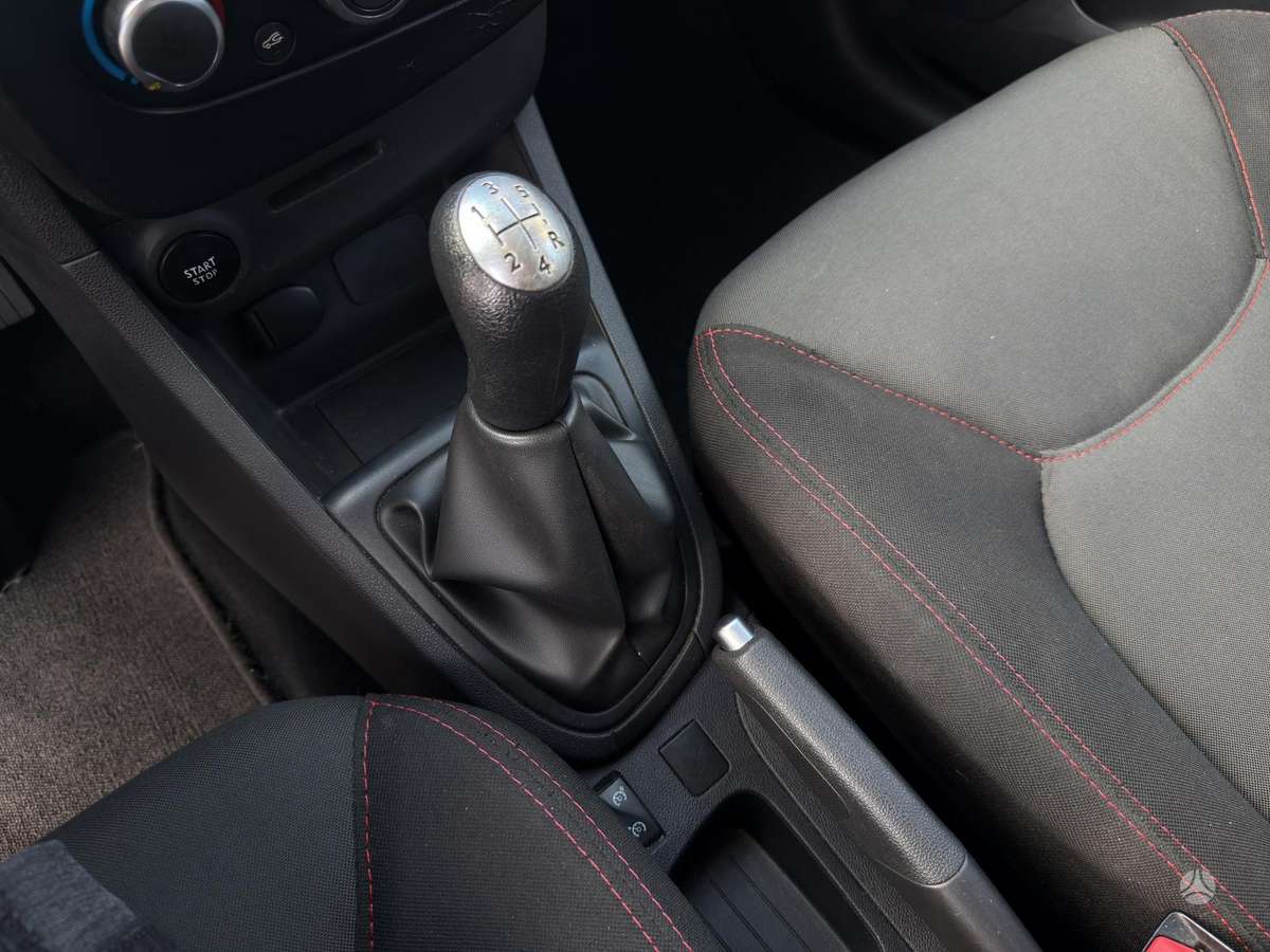 Renault Clio, 1.5 l., Хэтчбек