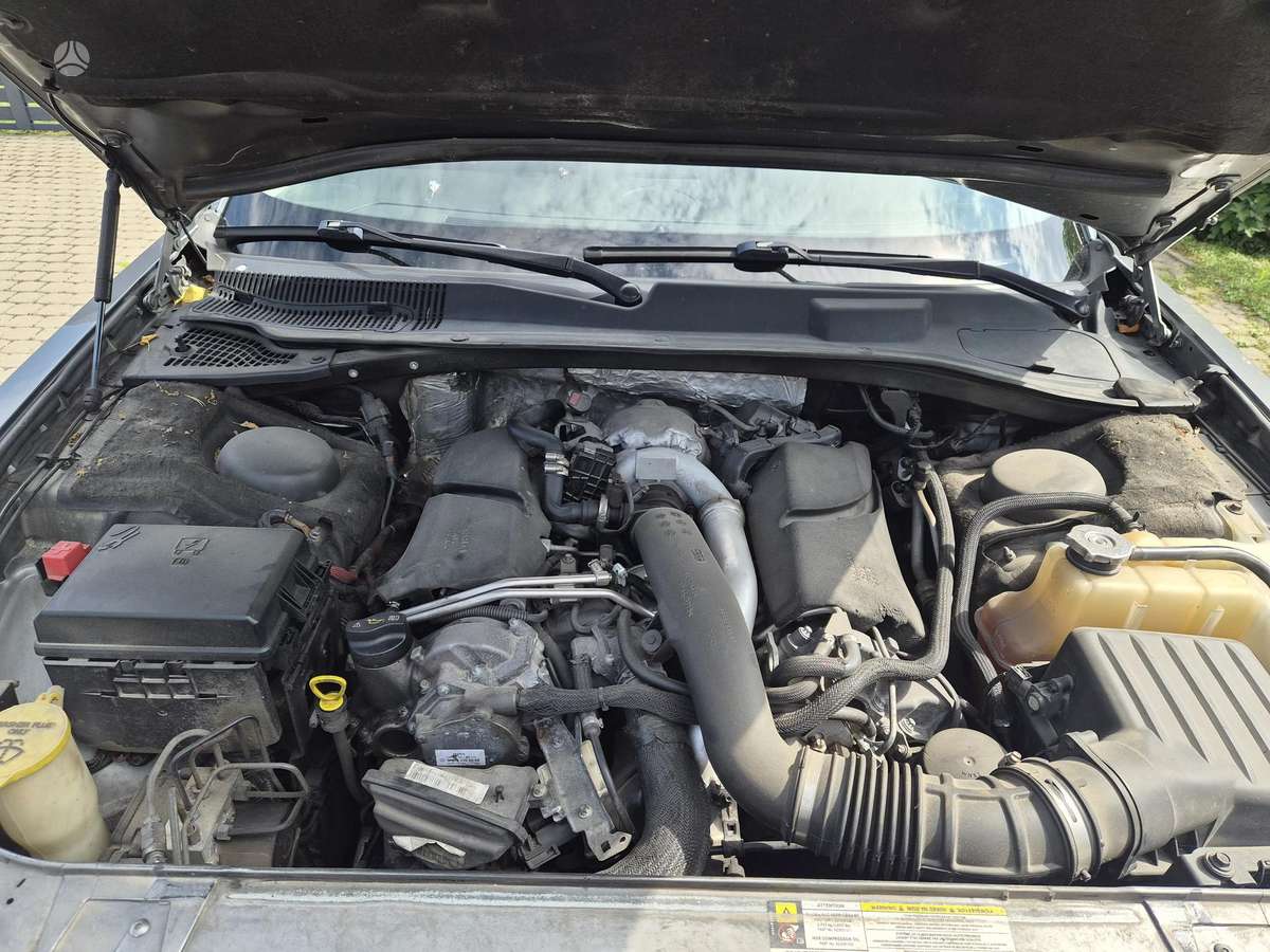 Chrysler 300C, 3.0 l., Универсал