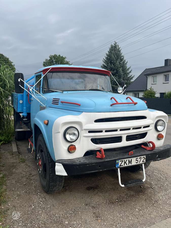 ZIL 130, tanker trucks
