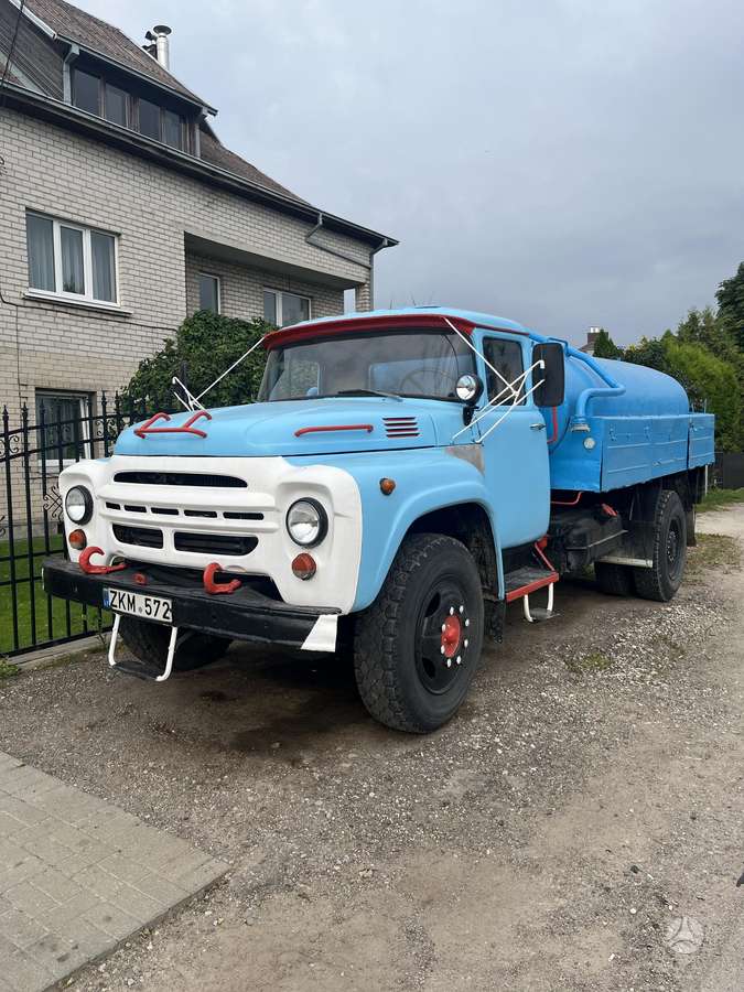 ZIL 130, tanker trucks