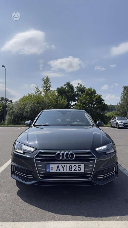 Audi A4, 2.0 l., Седан