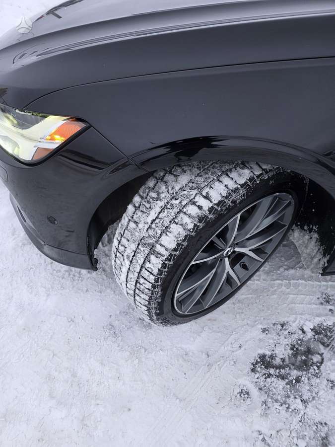Volvo S90, 2.0 l., Седан