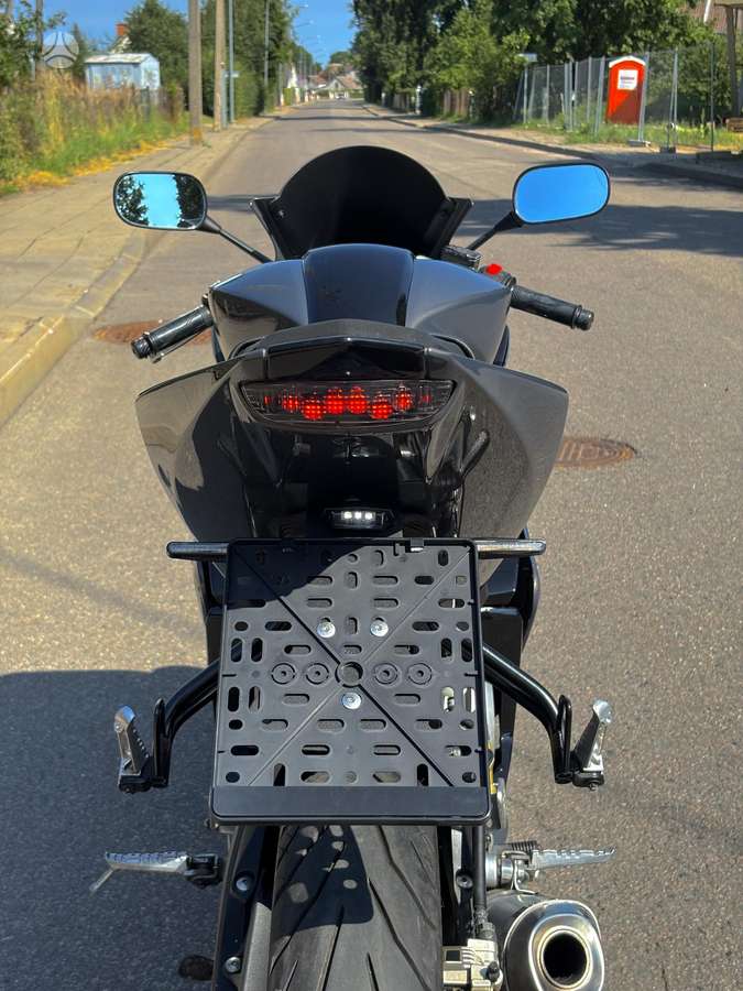 Yamaha YZF 125cc, superbikes