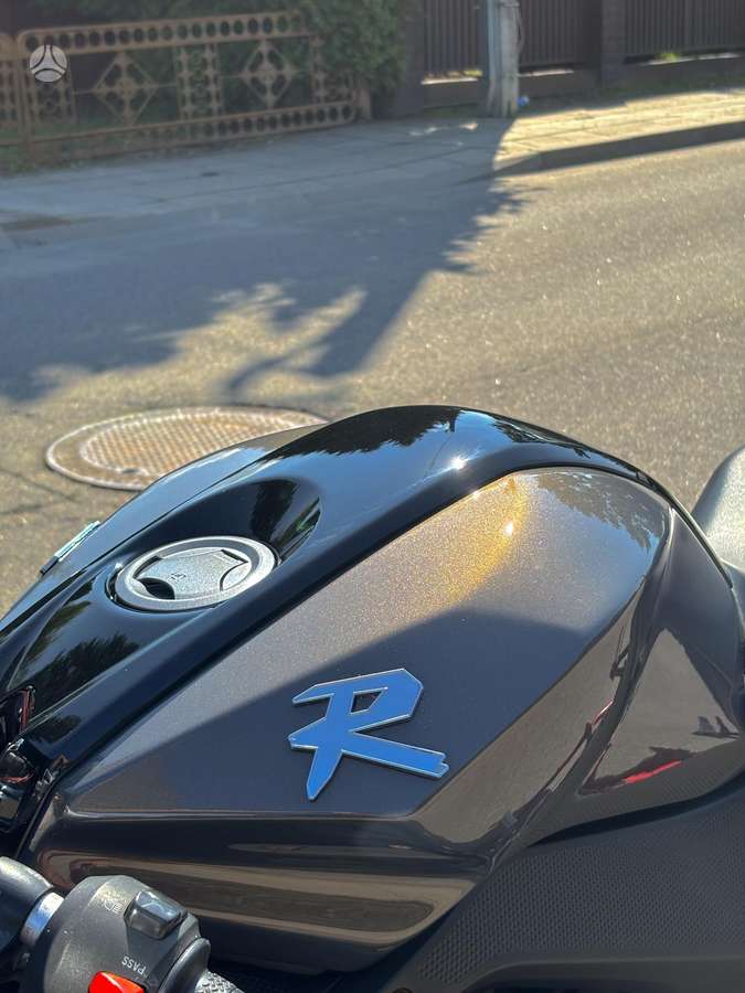 Yamaha YZF 125cc, superbikes