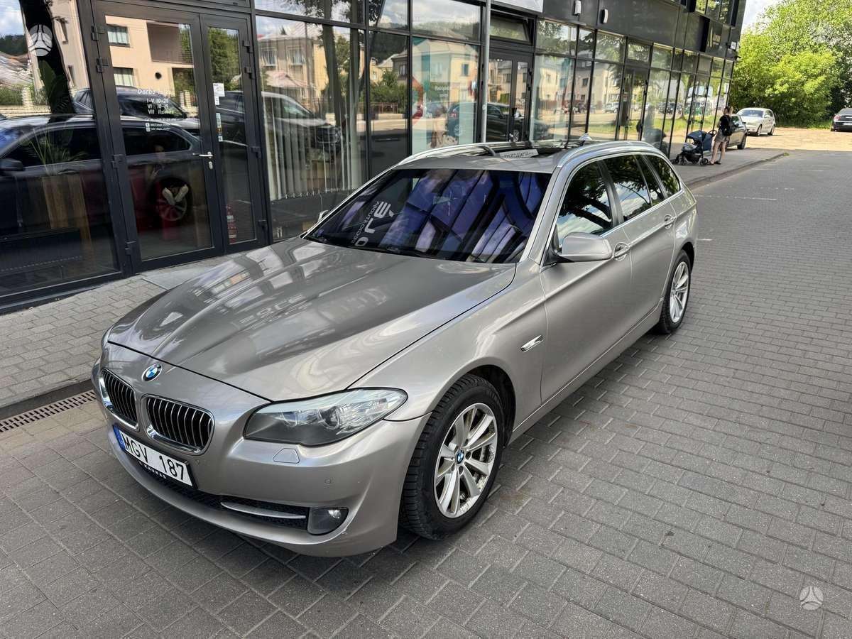 BMW 520, 2.0 l., Универсал