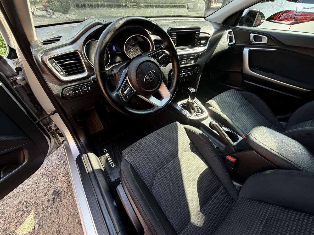 Kia Ceed, 1.6 l., wagon