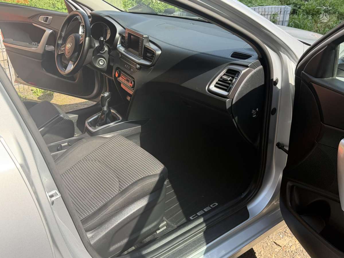 Kia Ceed, 1.6 l., universalas