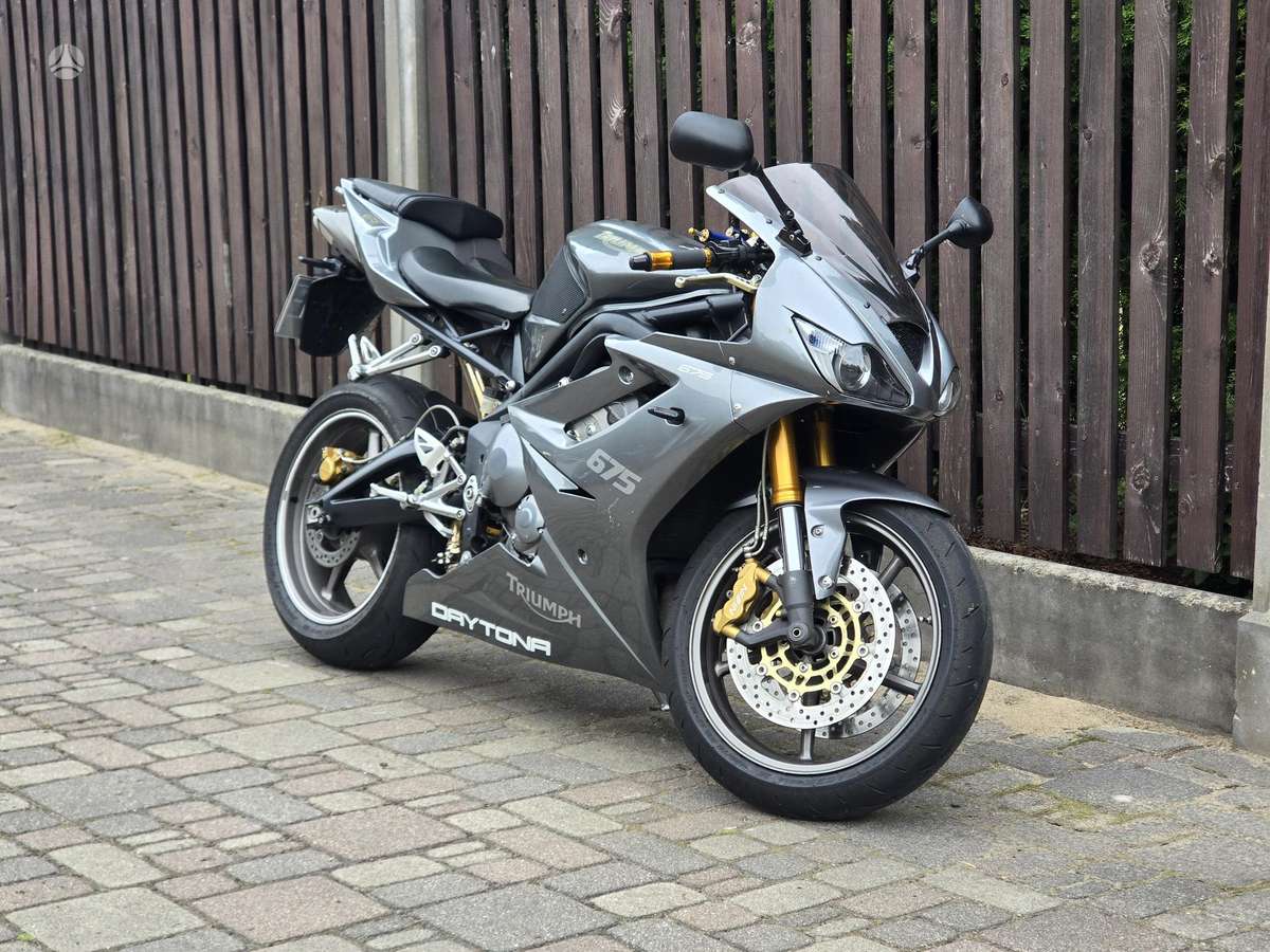 Triumph Daytona 675cc, superbikes