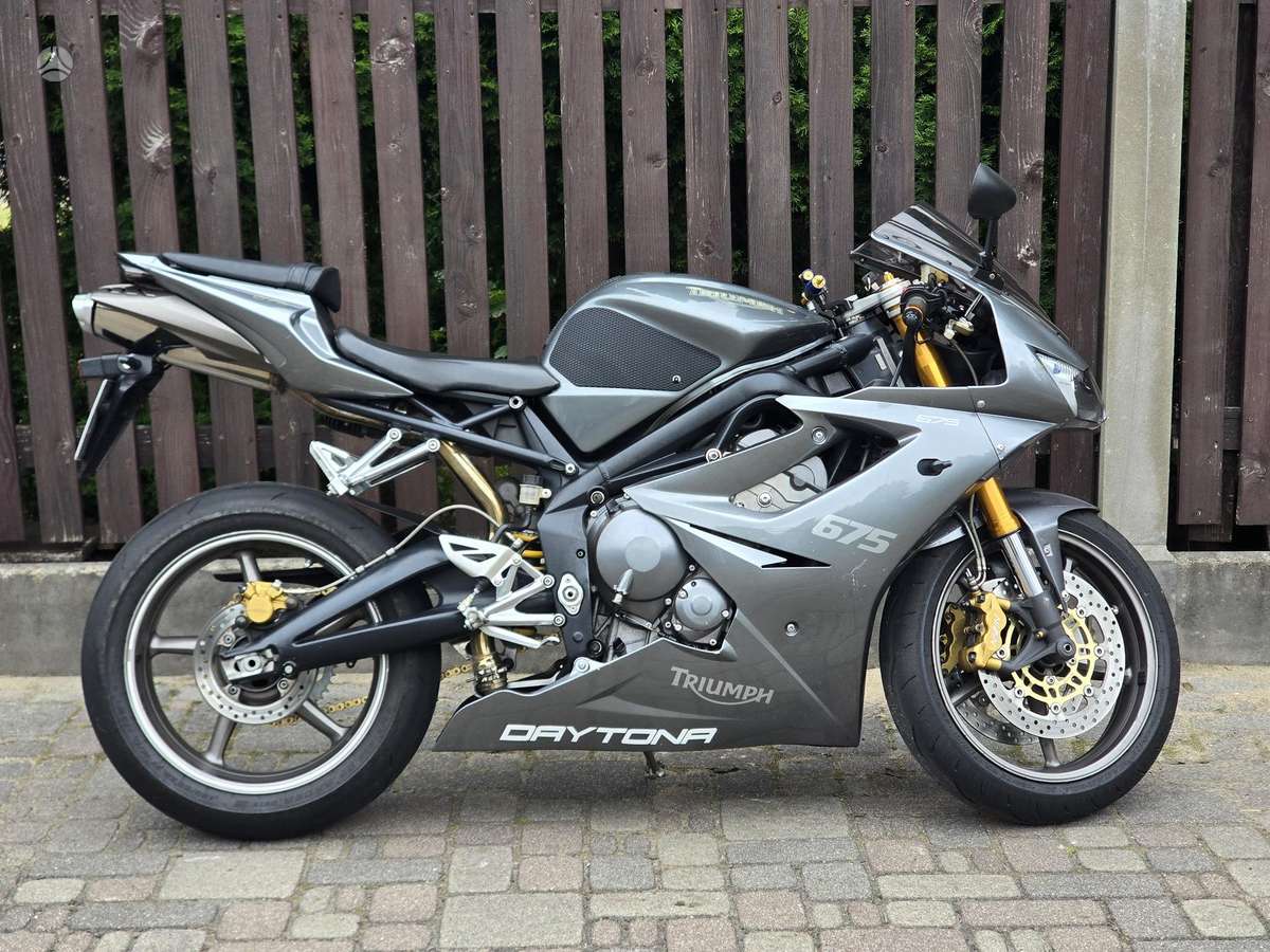 Triumph Daytona 675cc, superbikes