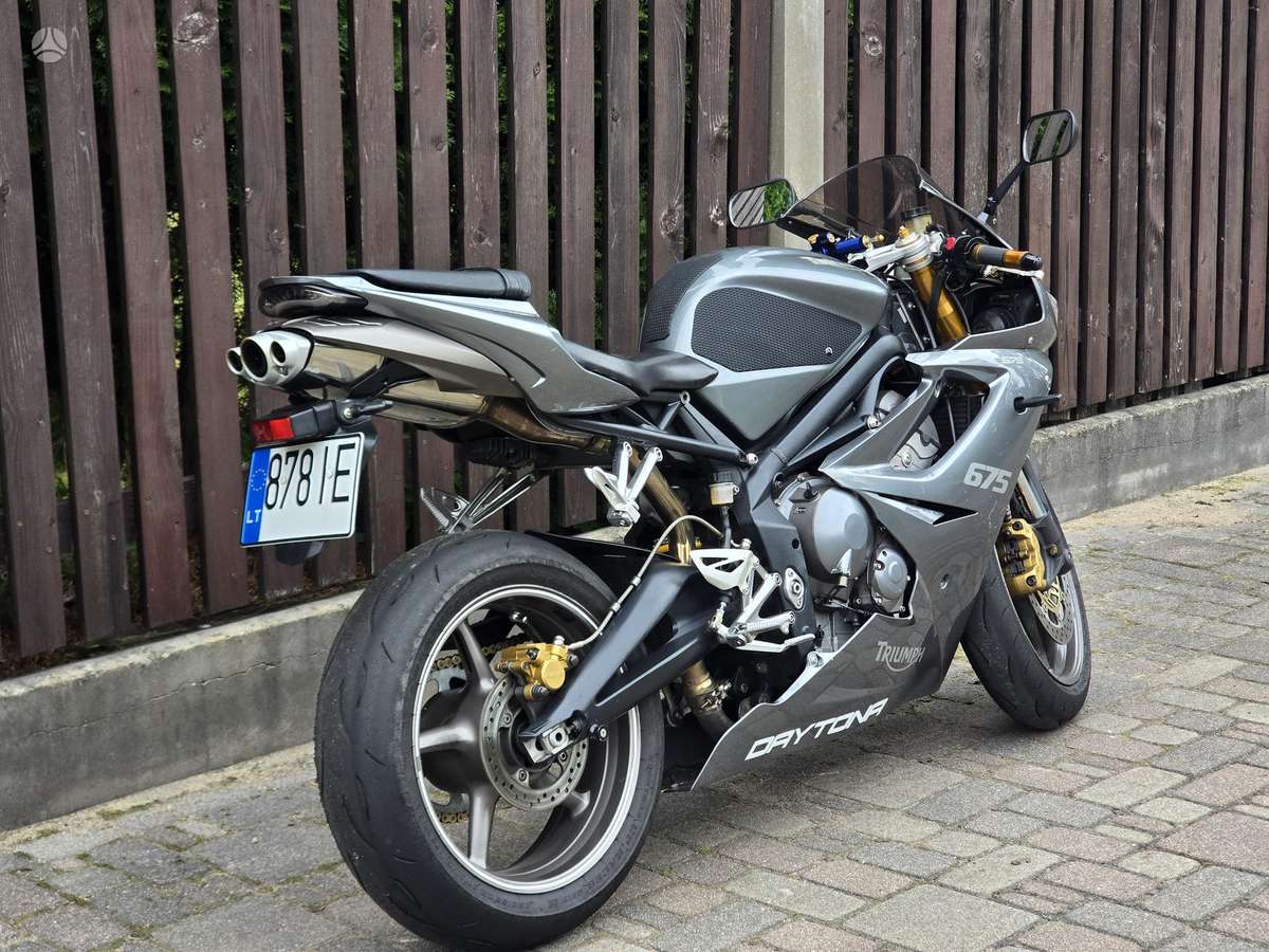 Triumph Daytona 675cc, superbikes