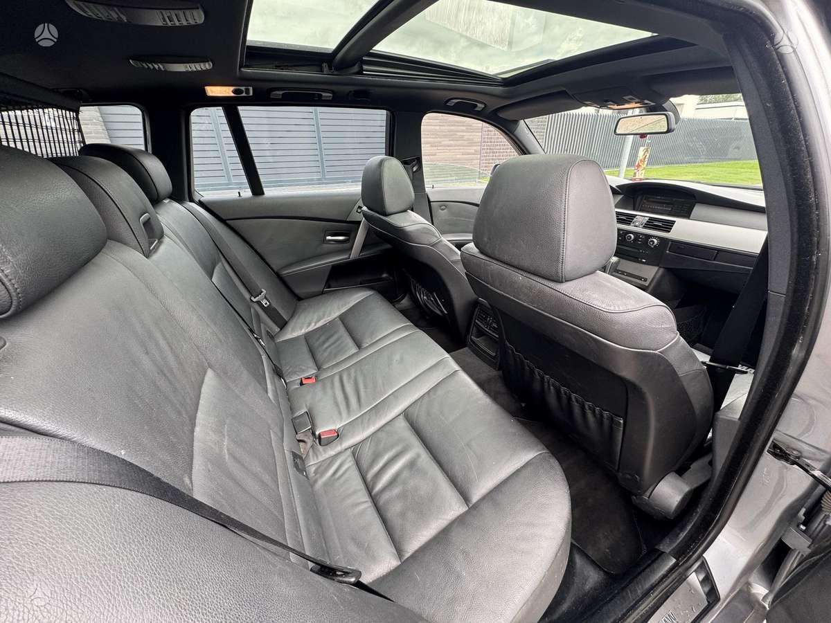 BMW 525, 2.5 l., Универсал