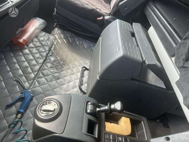 MAN TGX 23.440, auto transporters