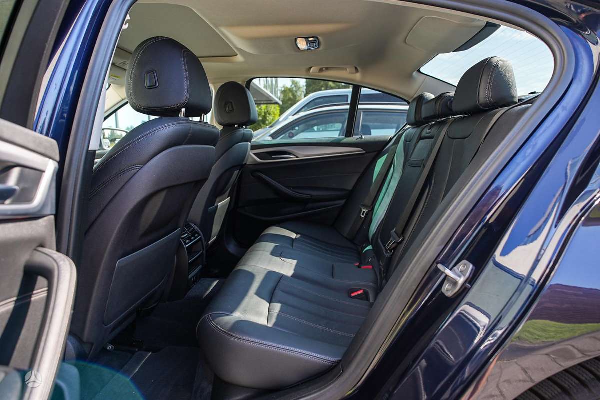 BMW 520, 2.0 l., Седан