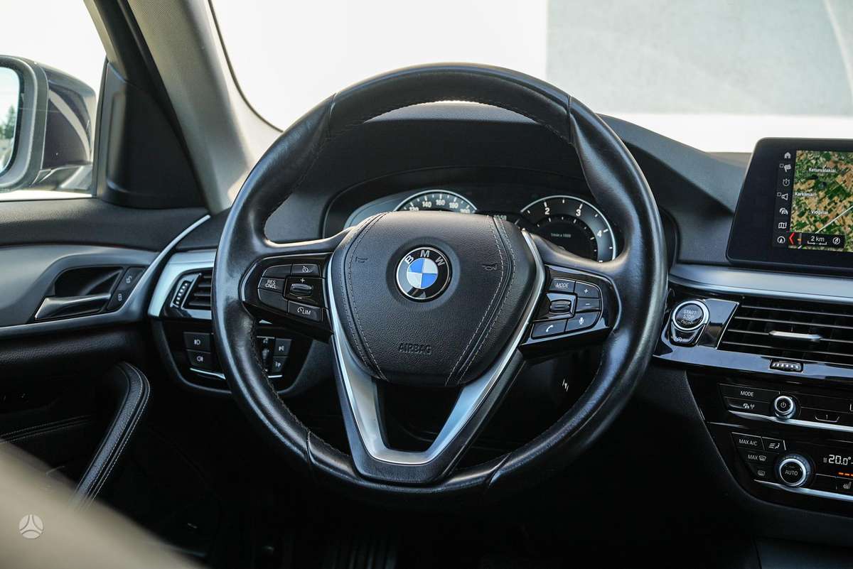 BMW 520, 2.0 l., Седан