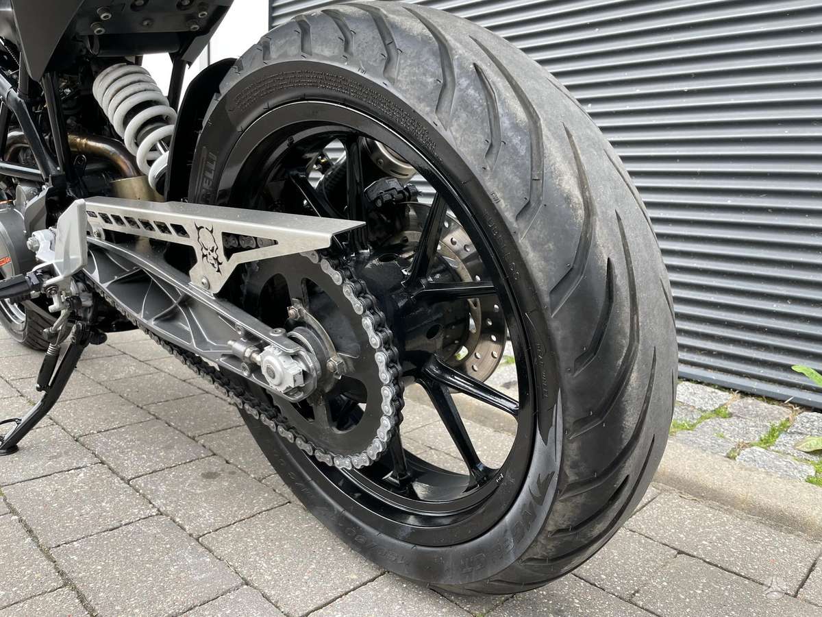 KTM Duke 125cc, street / classic