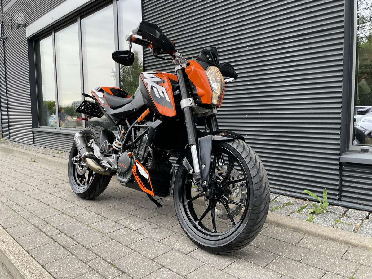 KTM Duke 125cc, street / classic