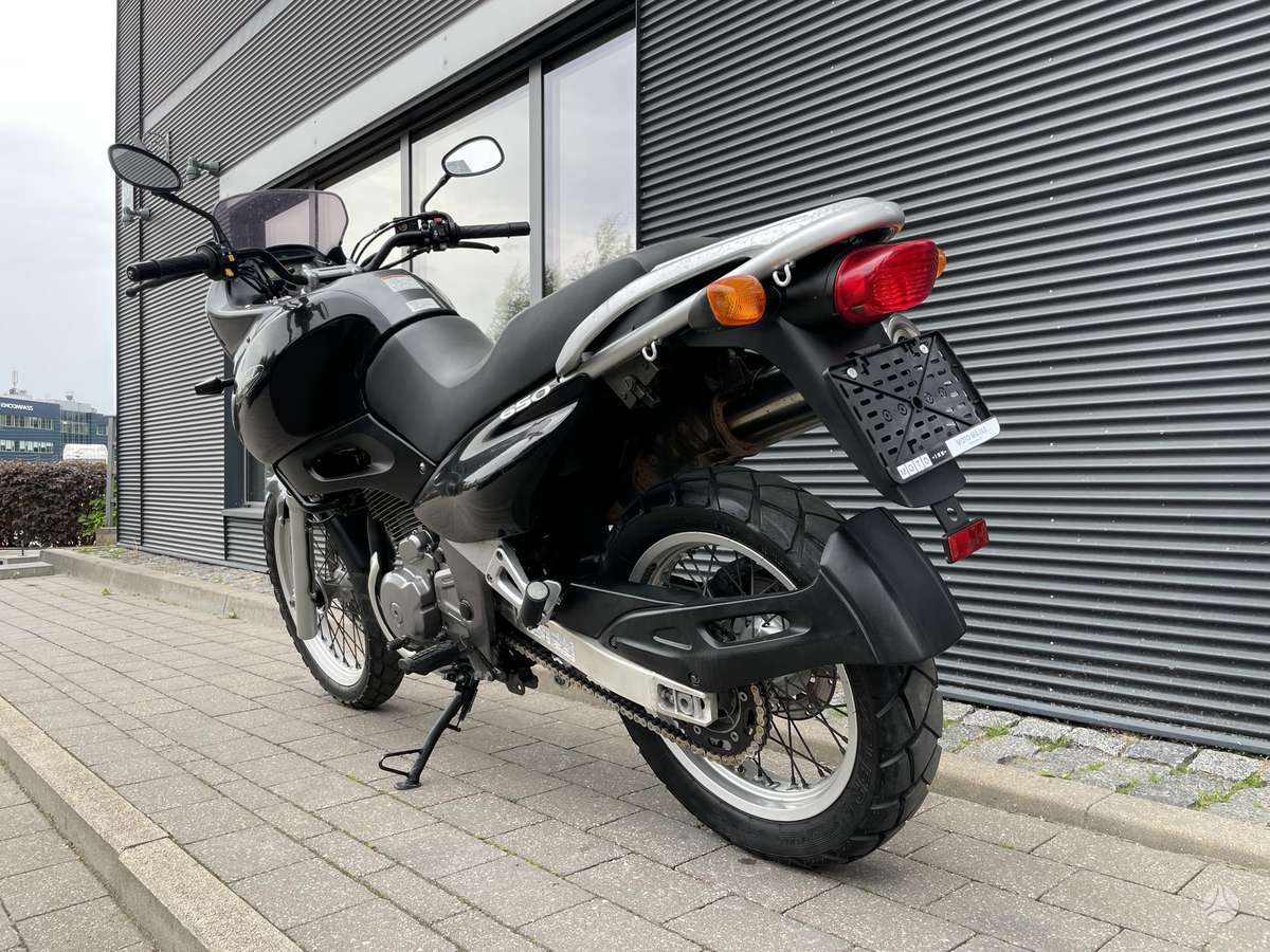 Suzuki XF 650cc, enduro / adventure