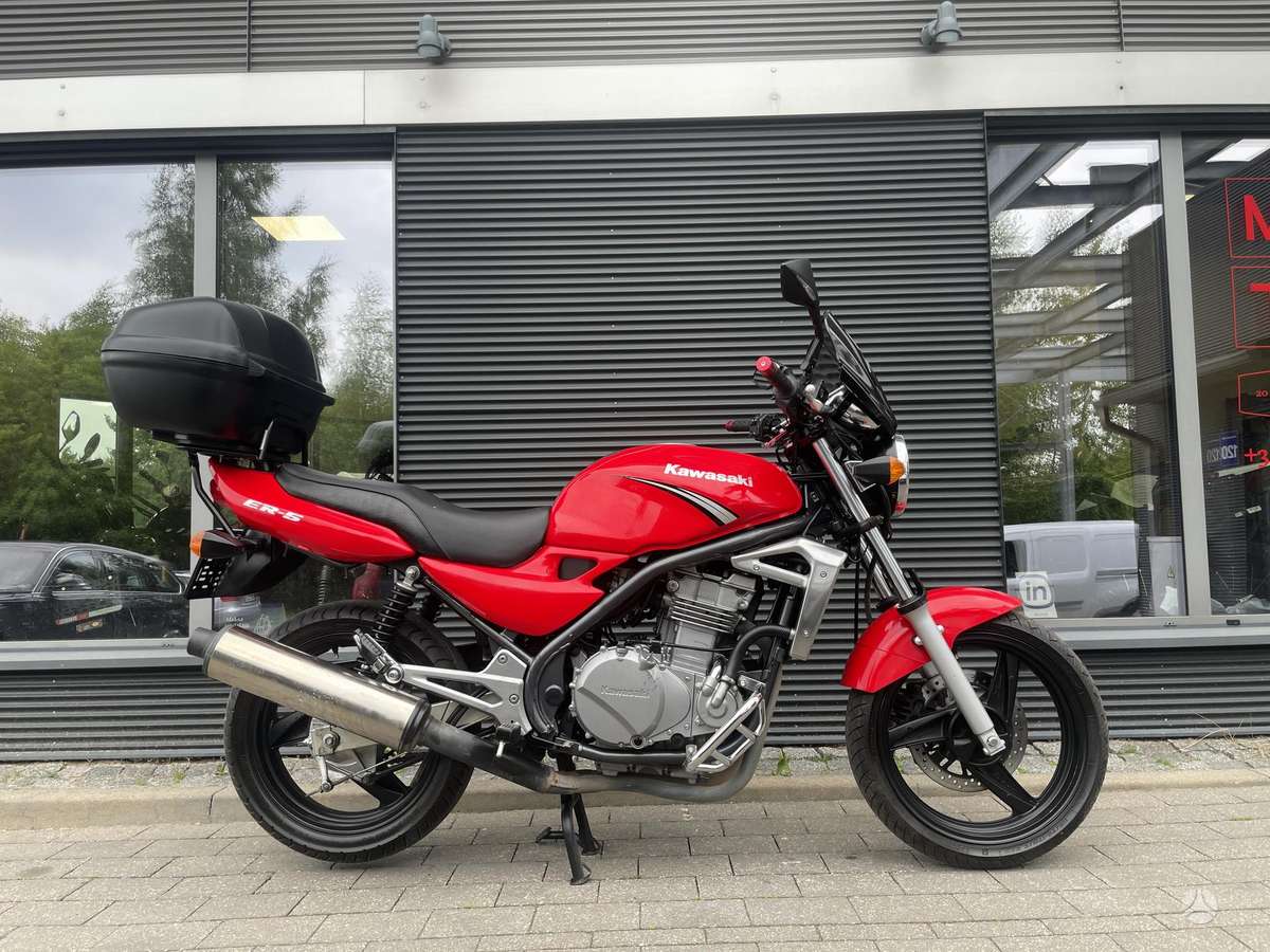 Kawasaki ER 500cc, street / classic