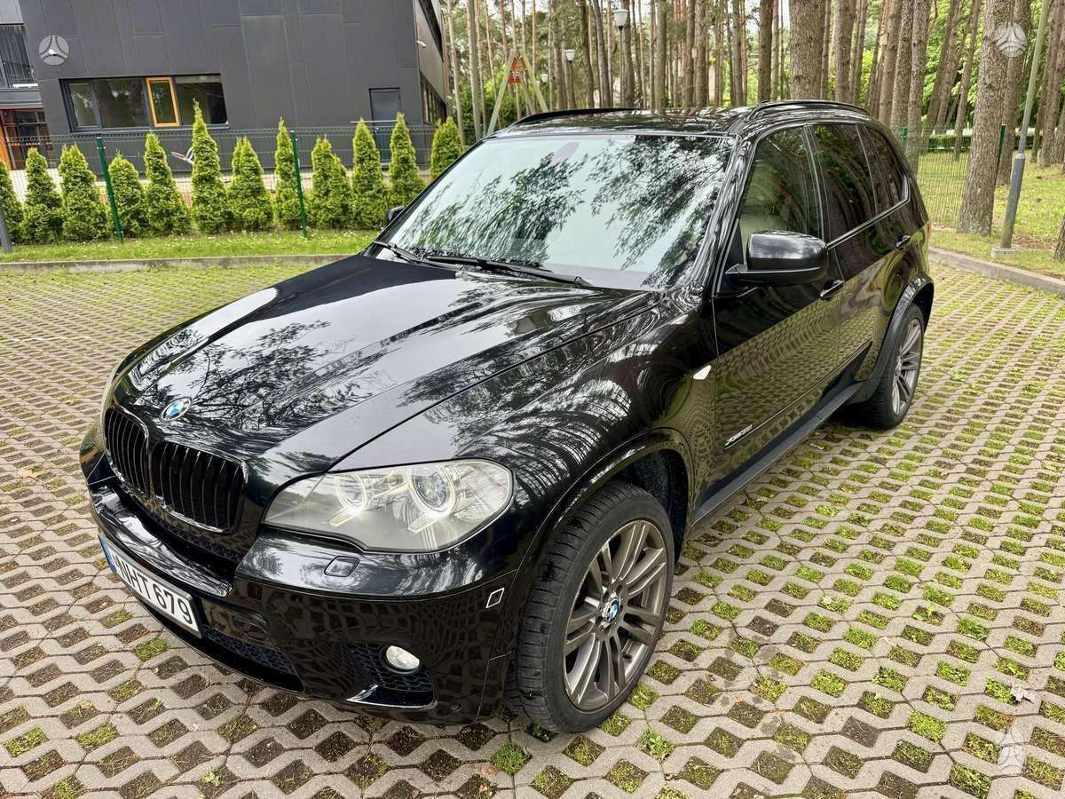BMW X5, 3.0 l., off-road / crossover
