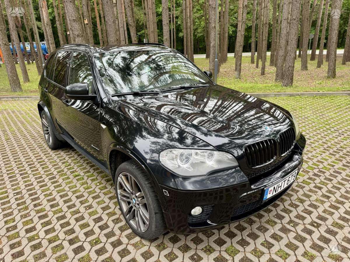 BMW X5, 3.0 l., off-road / crossover
