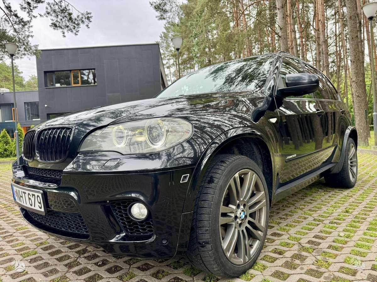 BMW X5, 3.0 l., off-road / crossover